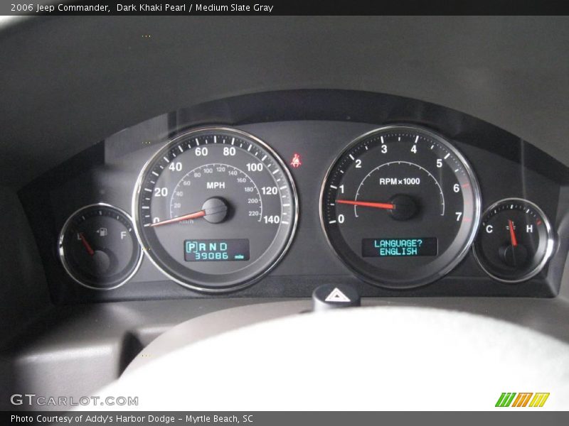 Dark Khaki Pearl / Medium Slate Gray 2006 Jeep Commander