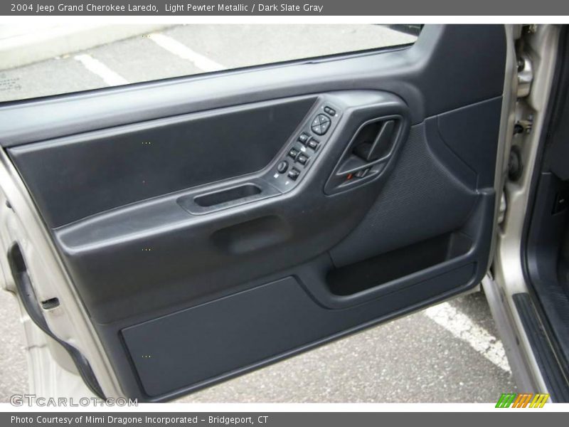 Light Pewter Metallic / Dark Slate Gray 2004 Jeep Grand Cherokee Laredo