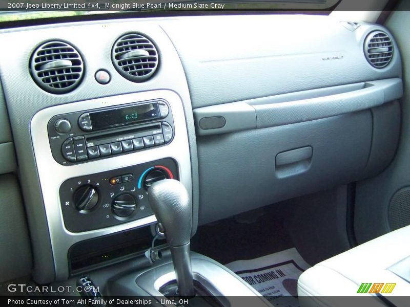 Midnight Blue Pearl / Medium Slate Gray 2007 Jeep Liberty Limited 4x4