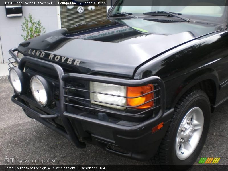 Beluga Black / Bahama Beige 1998 Land Rover Discovery LE