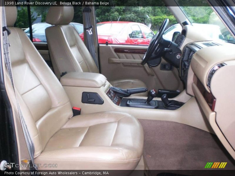 Beluga Black / Bahama Beige 1998 Land Rover Discovery LE
