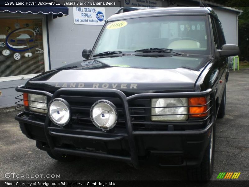 Beluga Black / Bahama Beige 1998 Land Rover Discovery LE