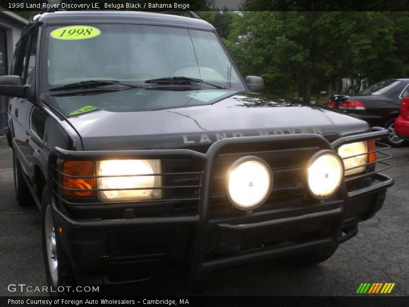 Beluga Black / Bahama Beige 1998 Land Rover Discovery LE