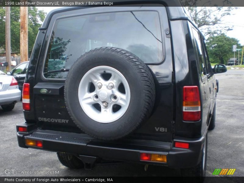 Beluga Black / Bahama Beige 1998 Land Rover Discovery LE