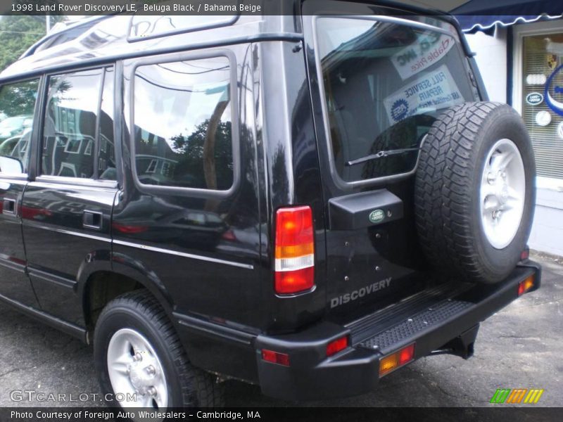 Beluga Black / Bahama Beige 1998 Land Rover Discovery LE