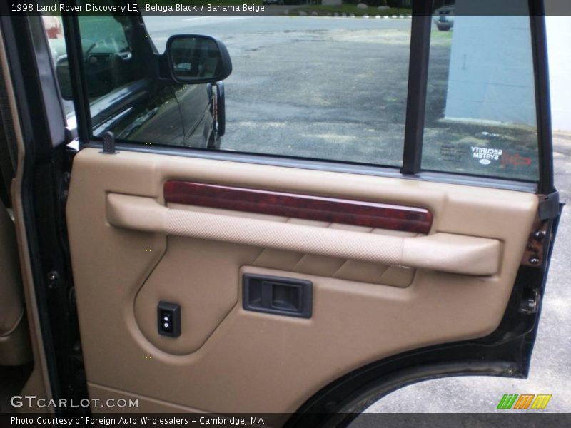 Beluga Black / Bahama Beige 1998 Land Rover Discovery LE