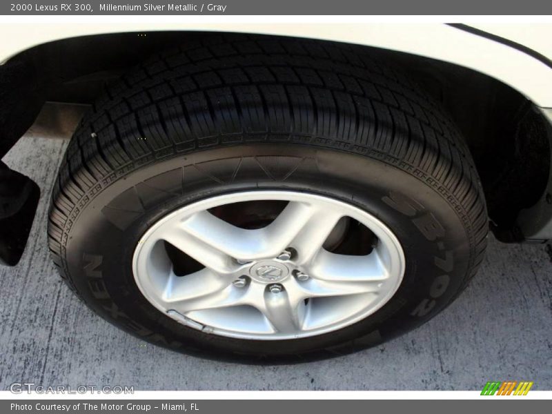 Millennium Silver Metallic / Gray 2000 Lexus RX 300