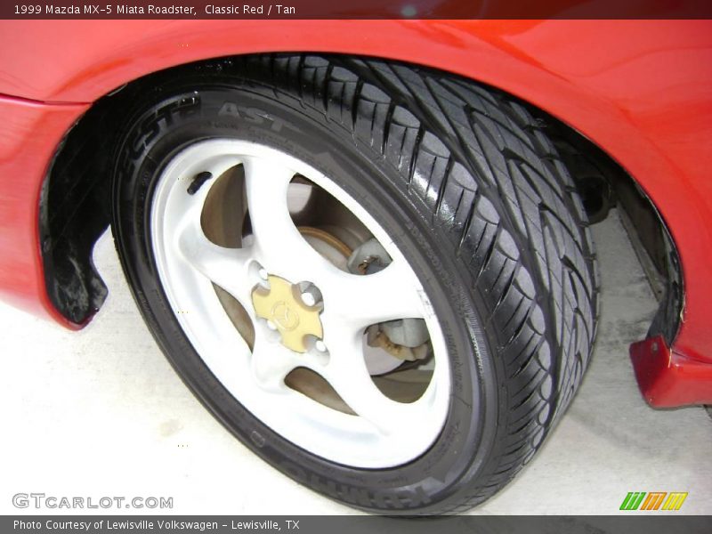 Classic Red / Tan 1999 Mazda MX-5 Miata Roadster