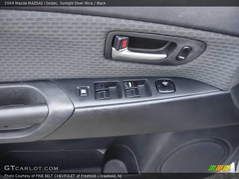 Sunlight Silver Mica / Black 2004 Mazda MAZDA3 i Sedan