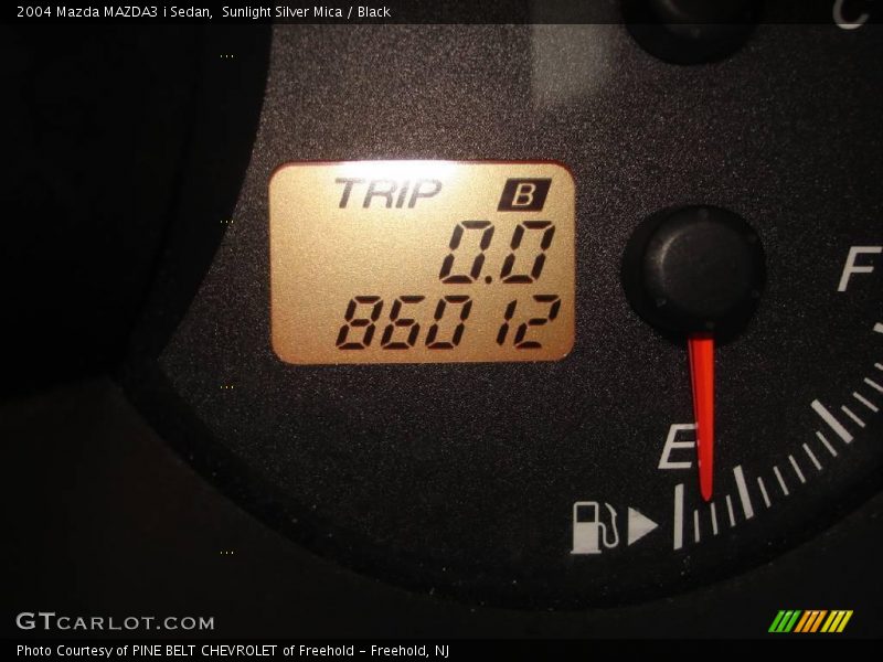 Sunlight Silver Mica / Black 2004 Mazda MAZDA3 i Sedan