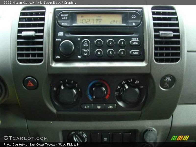 Super Black / Graphite 2006 Nissan Xterra X 4x4