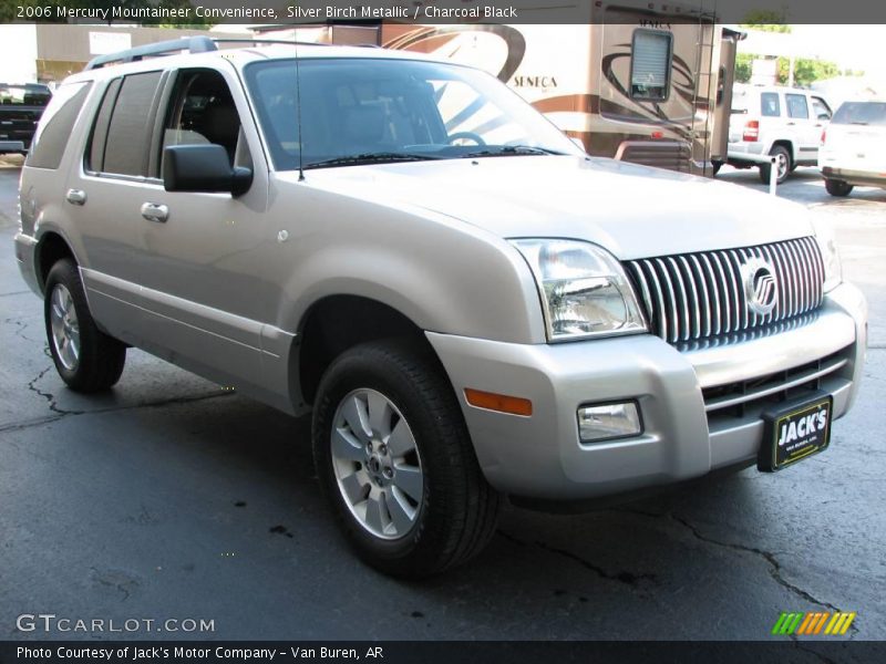 Silver Birch Metallic / Charcoal Black 2006 Mercury Mountaineer Convenience