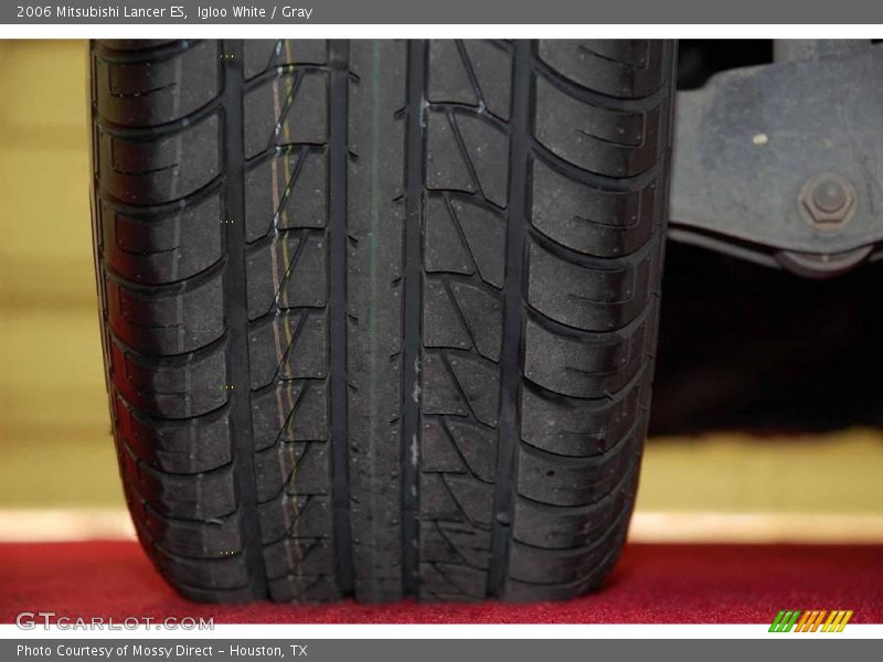 Igloo White / Gray 2006 Mitsubishi Lancer ES