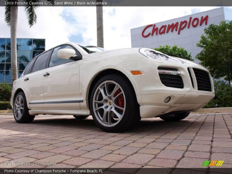 Sand White / Black w/Alcantara 2009 Porsche Cayenne GTS