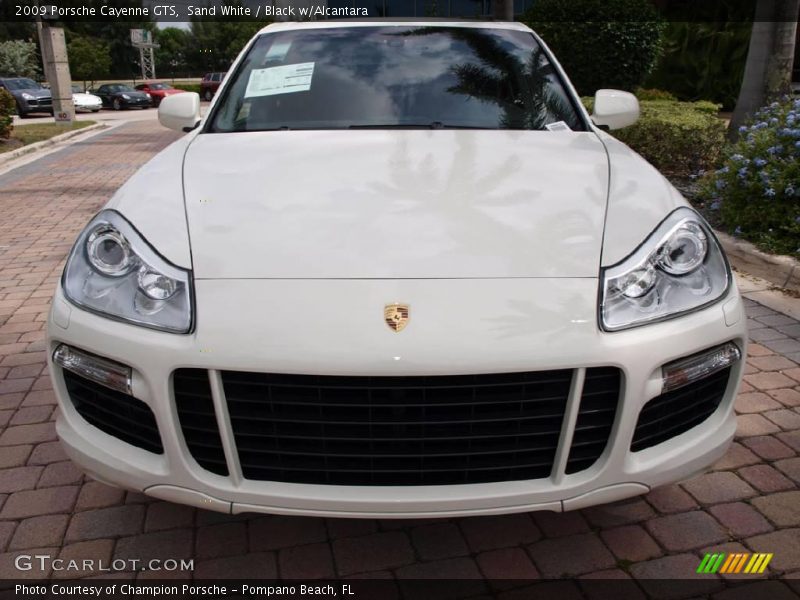 Sand White / Black w/Alcantara 2009 Porsche Cayenne GTS