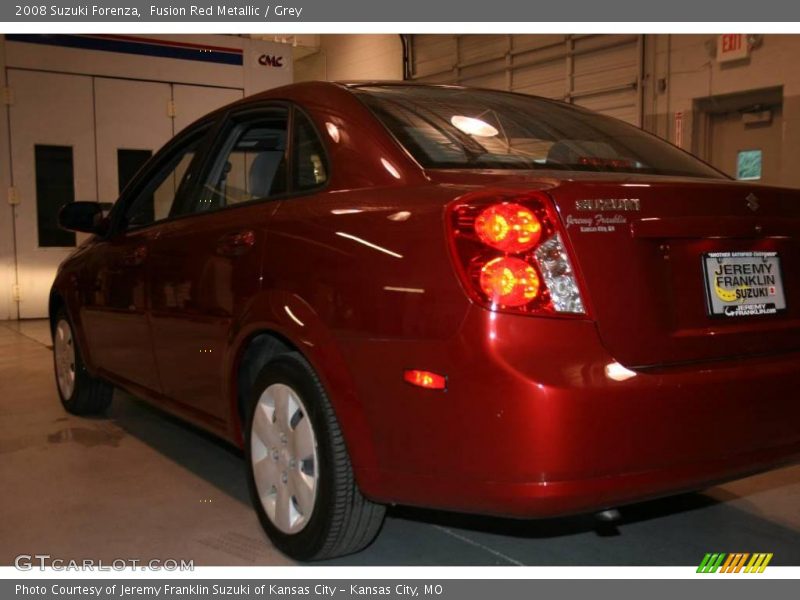 Fusion Red Metallic / Grey 2008 Suzuki Forenza