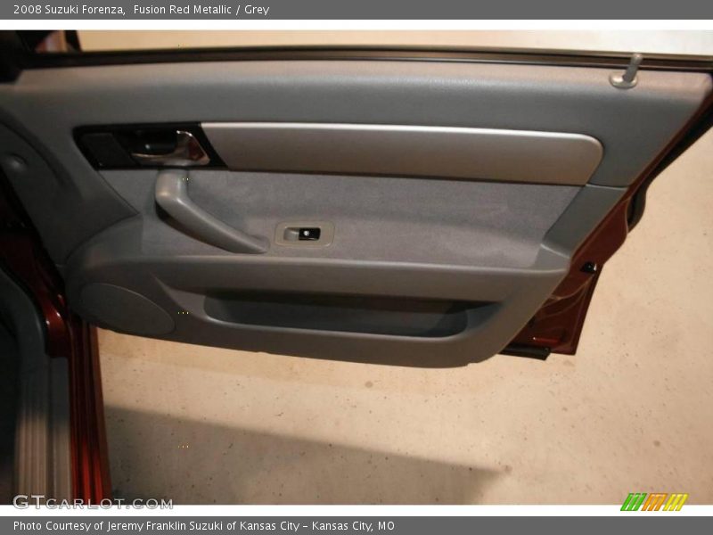 Fusion Red Metallic / Grey 2008 Suzuki Forenza