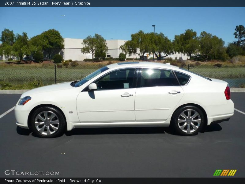 Ivory Pearl / Graphite 2007 Infiniti M 35 Sedan