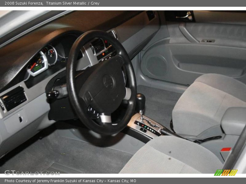 Titanium Silver Metallic / Grey 2008 Suzuki Forenza