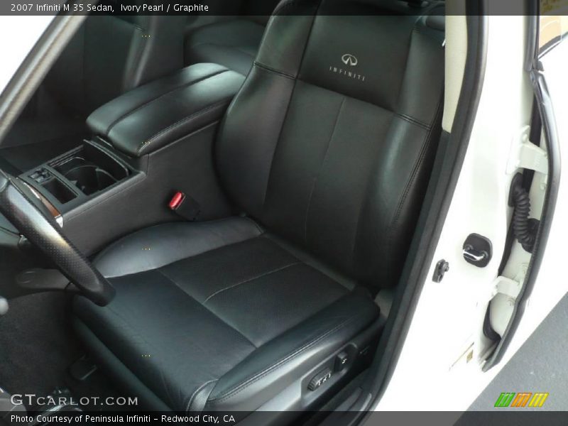 Ivory Pearl / Graphite 2007 Infiniti M 35 Sedan