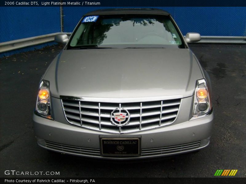 Light Platinum Metallic / Titanium 2006 Cadillac DTS