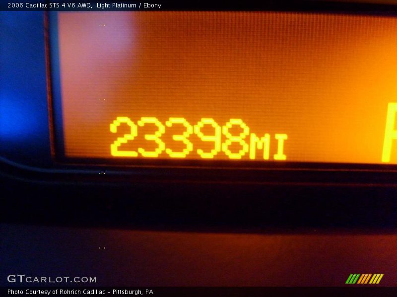 Light Platinum / Ebony 2006 Cadillac STS 4 V6 AWD