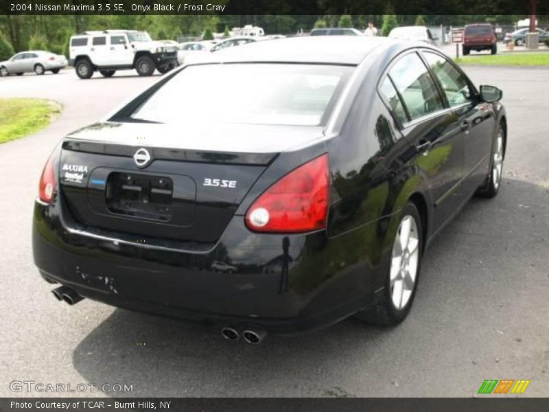 Onyx Black / Frost Gray 2004 Nissan Maxima 3.5 SE