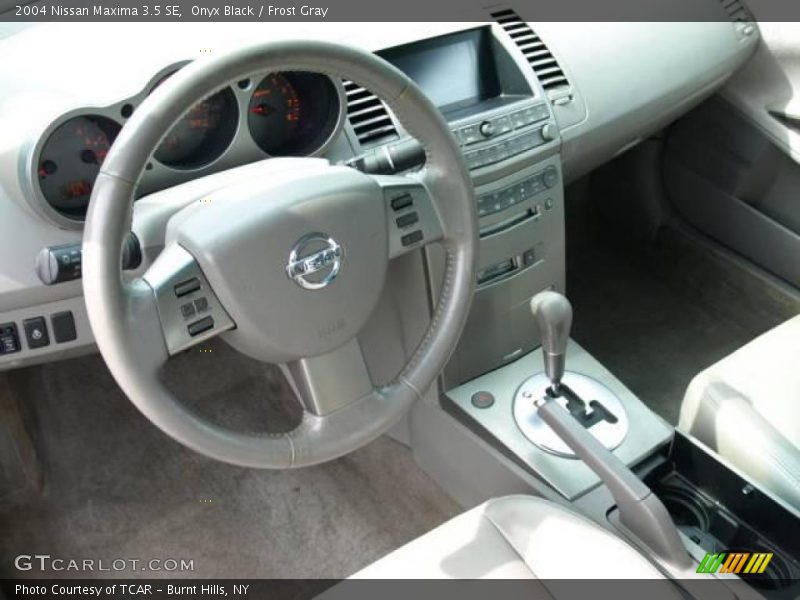 Onyx Black / Frost Gray 2004 Nissan Maxima 3.5 SE