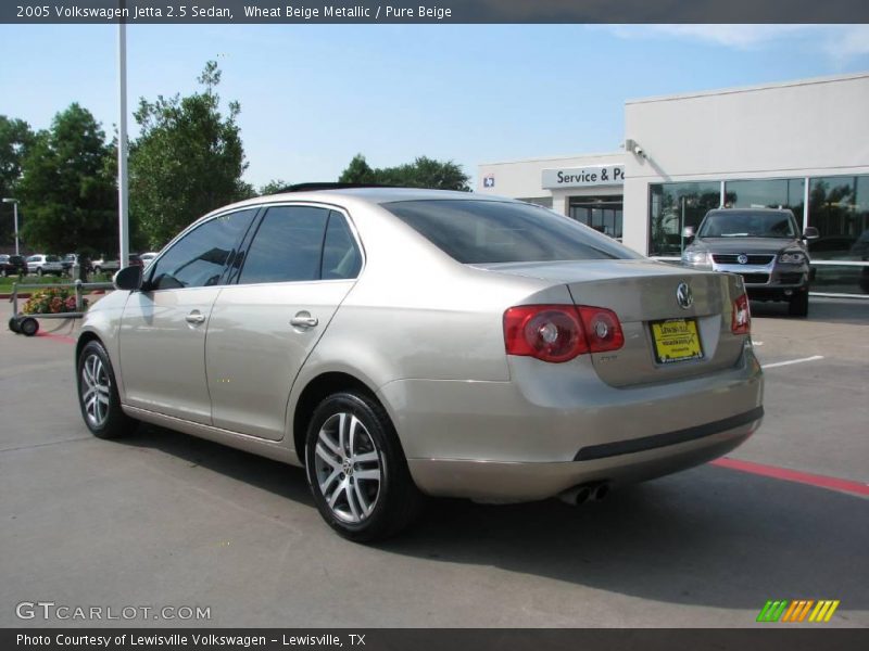 Wheat Beige Metallic / Pure Beige 2005 Volkswagen Jetta 2.5 Sedan