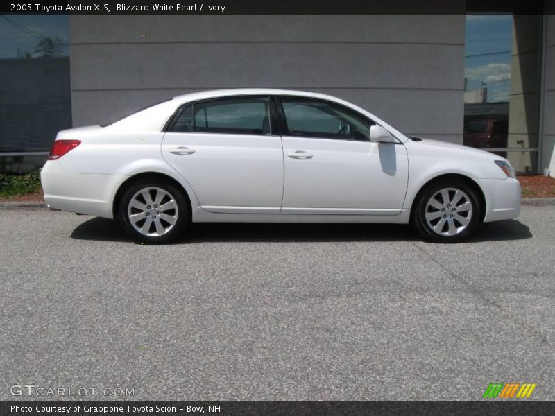 Blizzard White Pearl / Ivory 2005 Toyota Avalon XLS