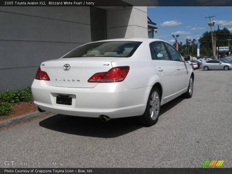Blizzard White Pearl / Ivory 2005 Toyota Avalon XLS