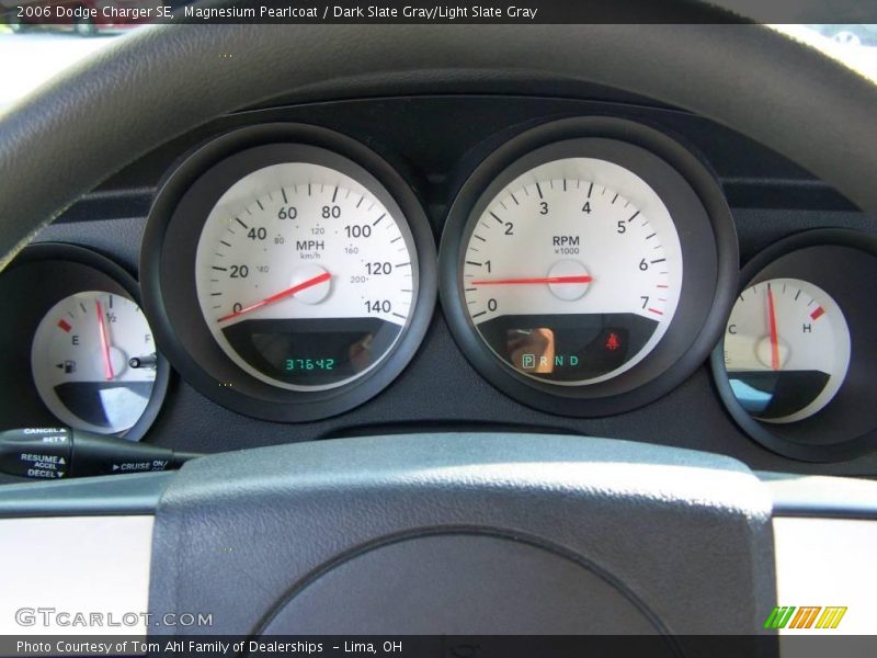Magnesium Pearlcoat / Dark Slate Gray/Light Slate Gray 2006 Dodge Charger SE