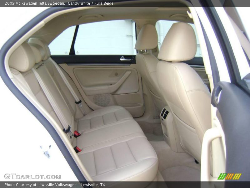 Candy White / Pure Beige 2009 Volkswagen Jetta SE Sedan