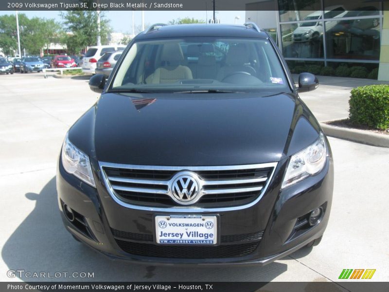 Deep Black Metallic / Sandstone 2009 Volkswagen Tiguan SE