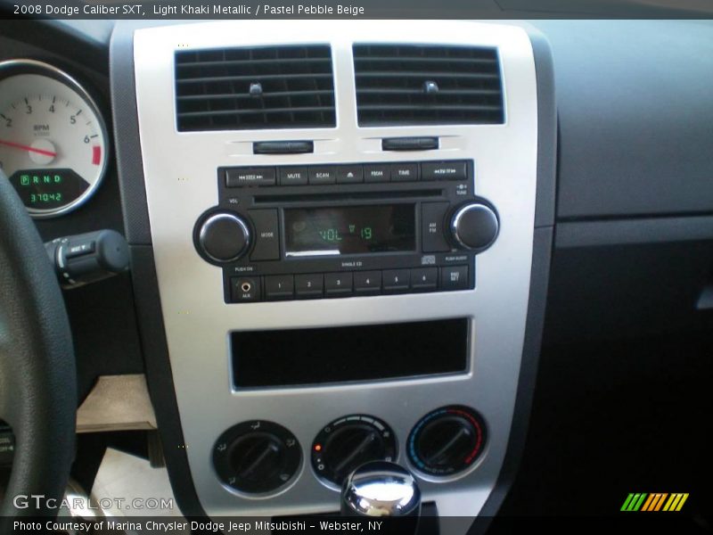 Light Khaki Metallic / Pastel Pebble Beige 2008 Dodge Caliber SXT