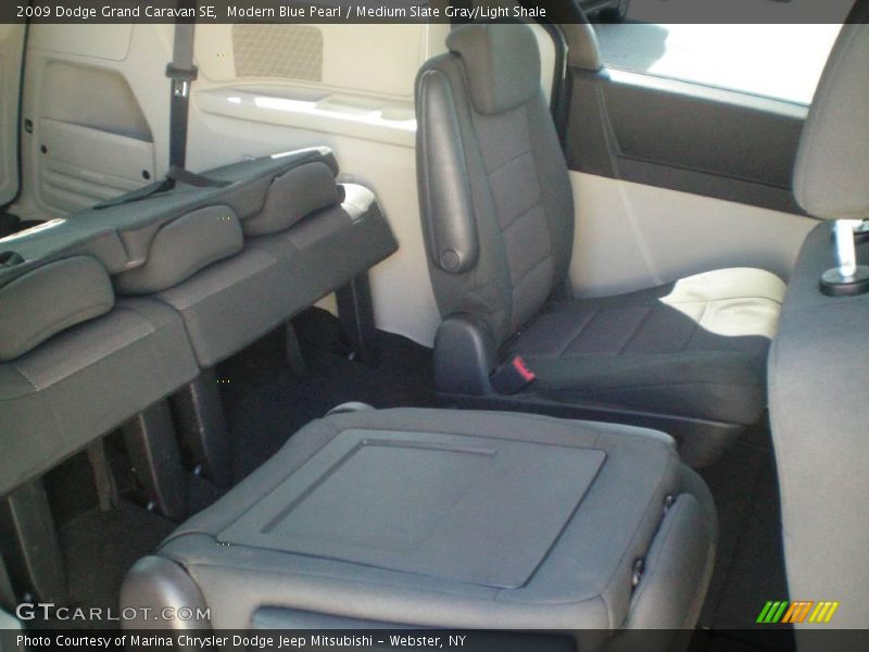 Modern Blue Pearl / Medium Slate Gray/Light Shale 2009 Dodge Grand Caravan SE
