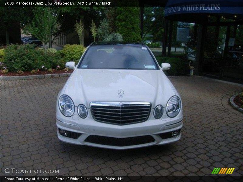 Arctic White / Black 2009 Mercedes-Benz E 63 AMG Sedan