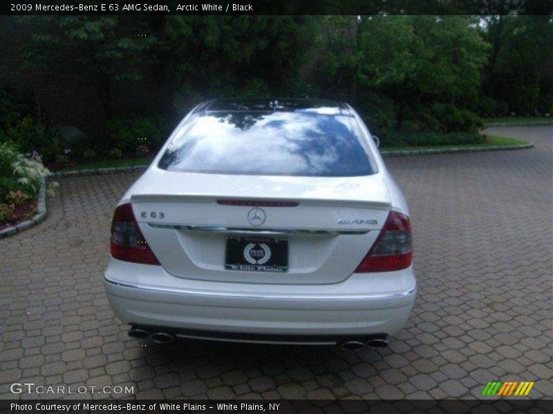 Arctic White / Black 2009 Mercedes-Benz E 63 AMG Sedan