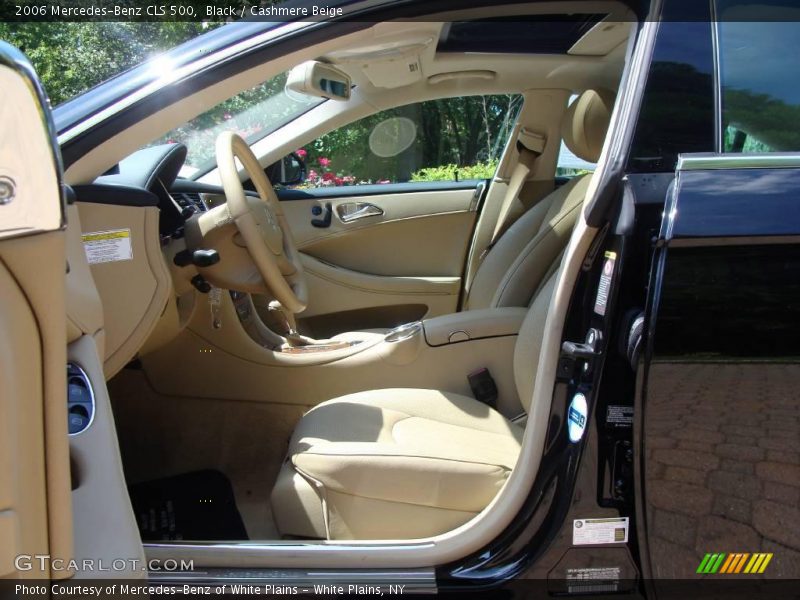 Black / Cashmere Beige 2006 Mercedes-Benz CLS 500