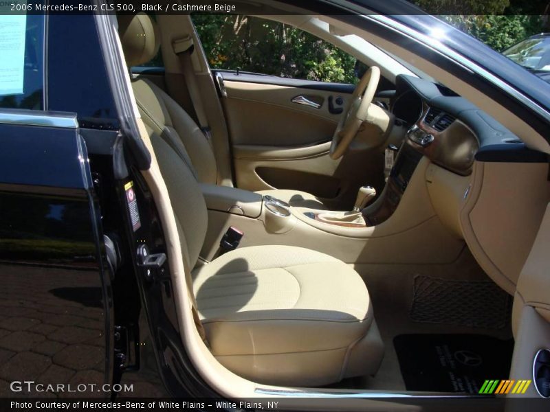 Black / Cashmere Beige 2006 Mercedes-Benz CLS 500