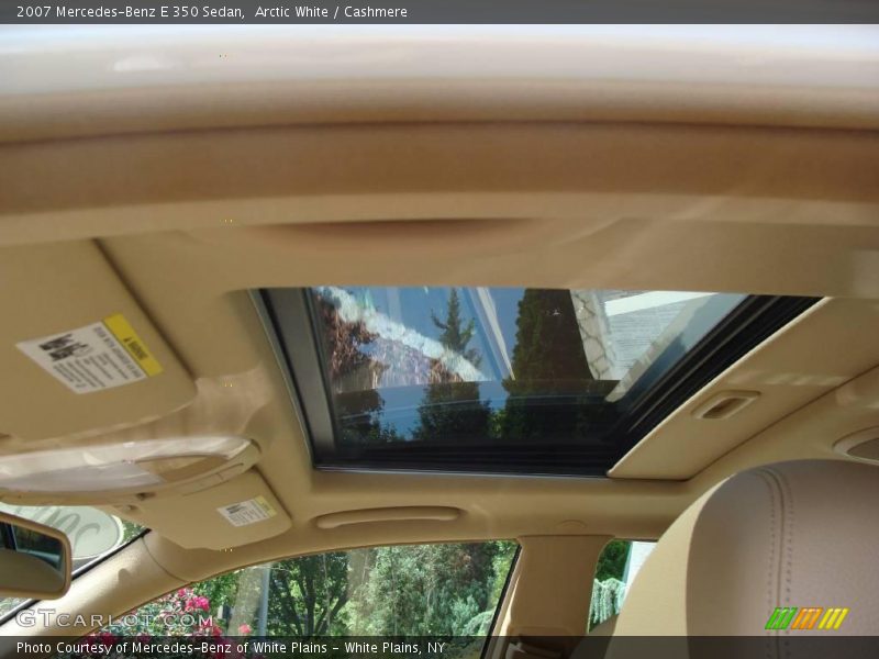 Arctic White / Cashmere 2007 Mercedes-Benz E 350 Sedan