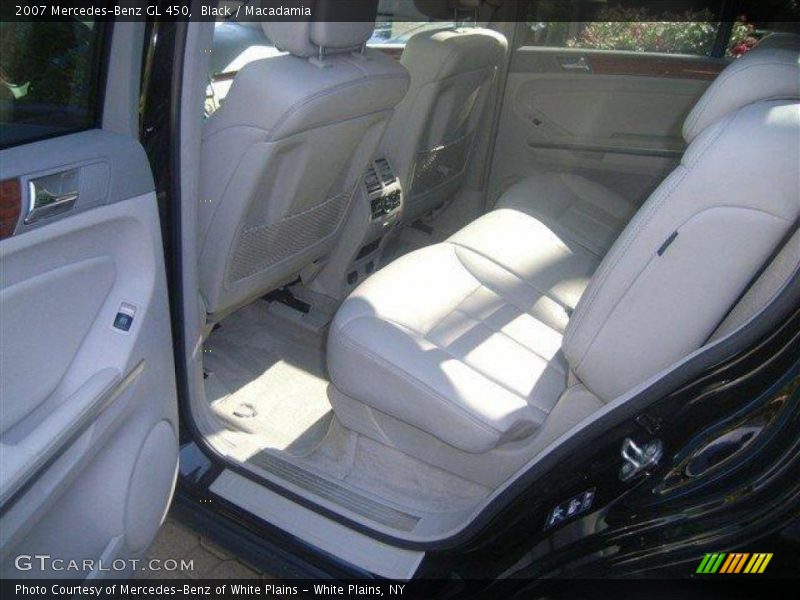 Black / Macadamia 2007 Mercedes-Benz GL 450
