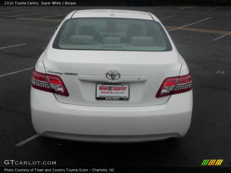 Super White / Bisque 2010 Toyota Camry