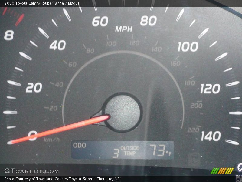 Super White / Bisque 2010 Toyota Camry
