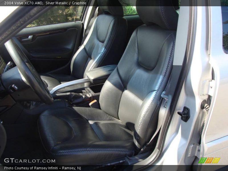 Silver Metallic / Graphite 2004 Volvo XC70 AWD