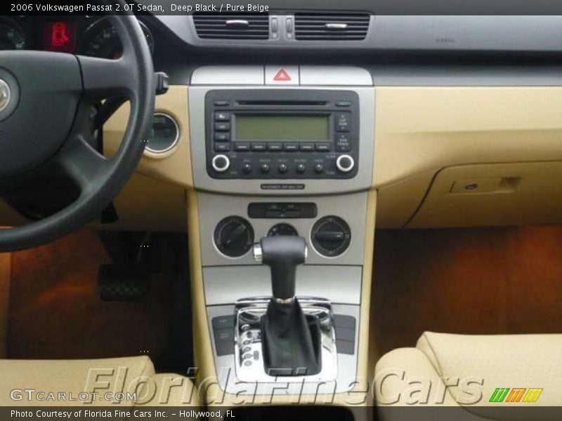 Deep Black / Pure Beige 2006 Volkswagen Passat 2.0T Sedan
