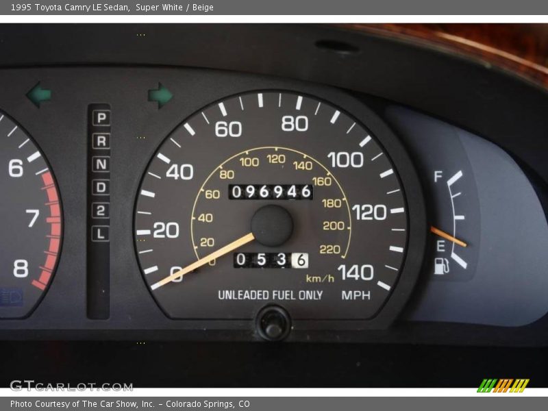 Super White / Beige 1995 Toyota Camry LE Sedan