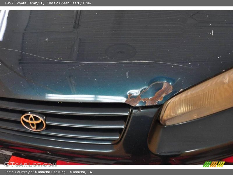 Classic Green Pearl / Gray 1997 Toyota Camry LE