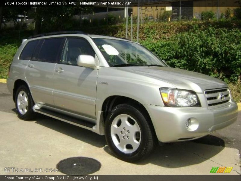 Millenium Silver Metallic / Ash 2004 Toyota Highlander Limited V6 4WD