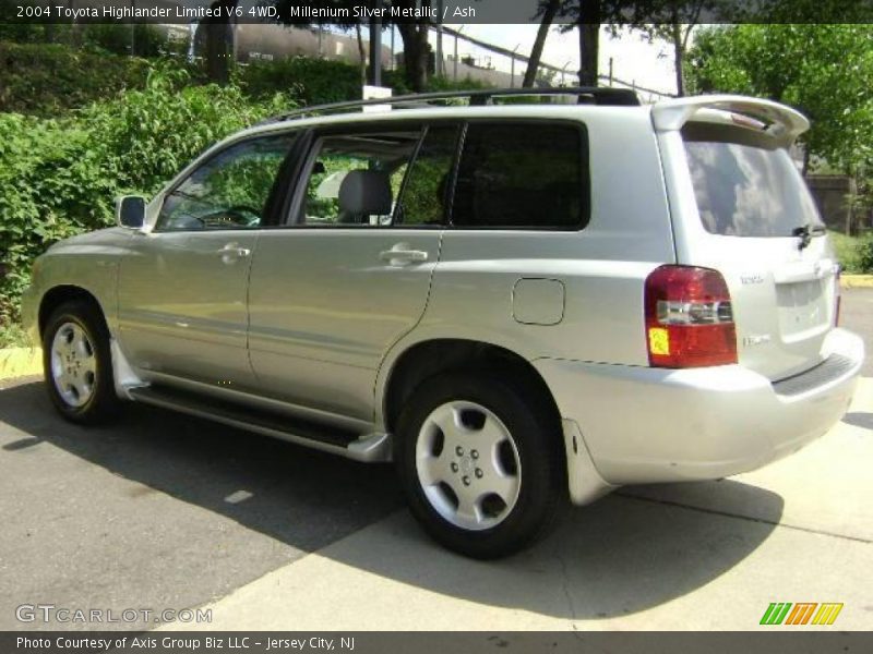 Millenium Silver Metallic / Ash 2004 Toyota Highlander Limited V6 4WD